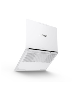 Ноутбук Lenovo Legion 5 15IAX11 (83VK006YRA) Glacier White