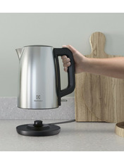Електрочайник Electrolux E3K1-3ST Inox